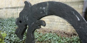 Drachen vor der Bergkirche (Foto: Frauke Licht)